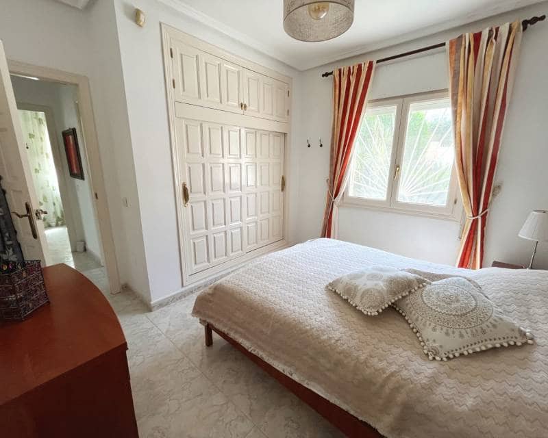 4 chambre Villa/Maison à vendre à Ciudad Quesada avec piscine garage - 355 000 € (Ref: 10023038)