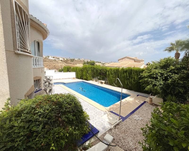 4 chambre Villa/Maison à vendre à Ciudad Quesada avec piscine garage - 355 000 € (Ref: 10023038)