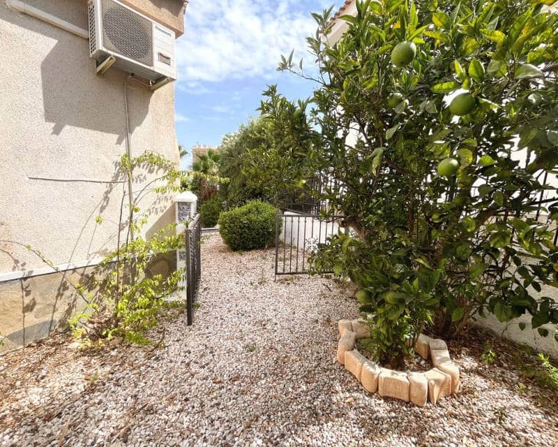 4 chambre Villa/Maison à vendre à Ciudad Quesada avec piscine garage - 355 000 € (Ref: 10023038)