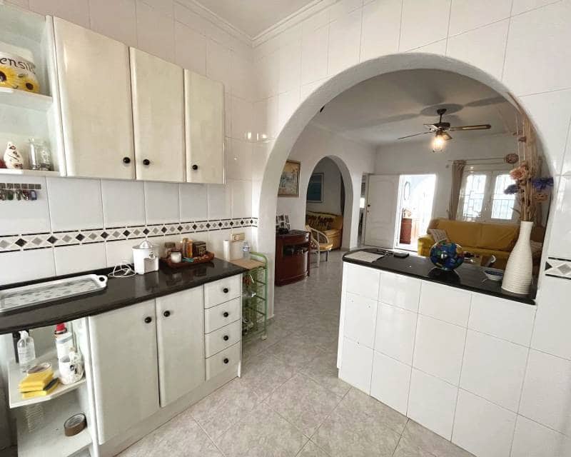 3 slaapkamer Halfvrijstaande villa te koop in Ciudad Quesada met zwembad - € 255.000 (Ref: 10035765)