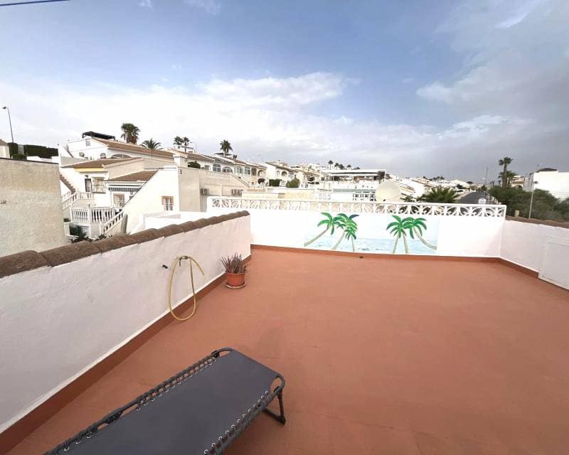 3 slaapkamer Halfvrijstaande villa te koop in Ciudad Quesada met zwembad - € 255.000 (Ref: 10035765)