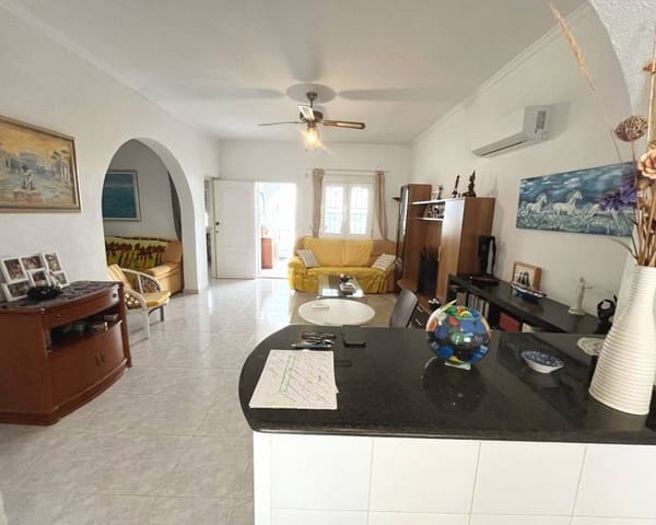 3 bedroom Semi-detached Villa for sale in Ciudad Quesada, Rojales with pool - € 255,000 (Ref: 10035765)