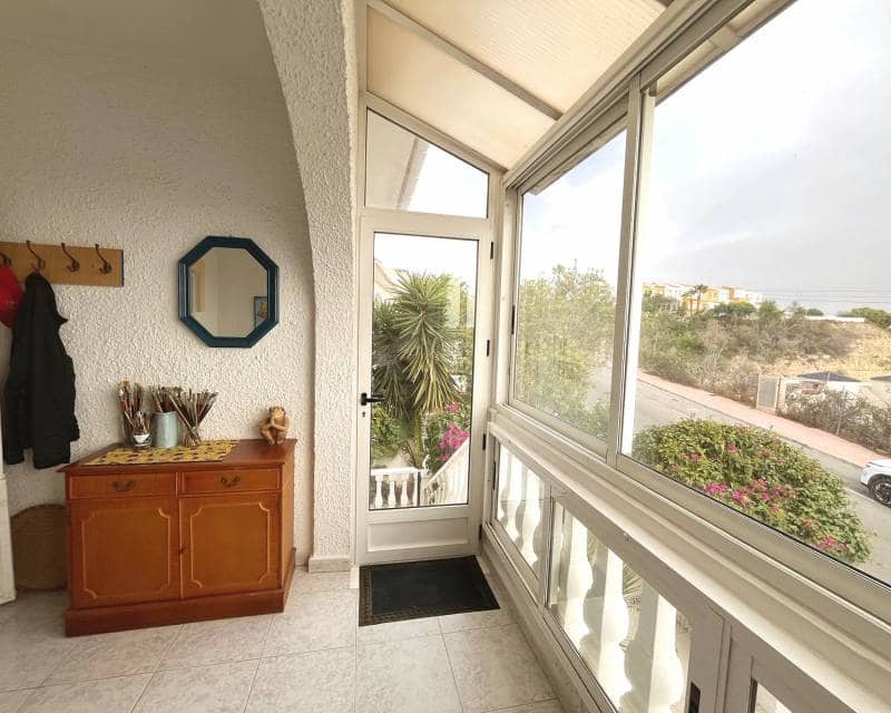 3 slaapkamer Halfvrijstaande villa te koop in Ciudad Quesada met zwembad - € 255.000 (Ref: 10035765)