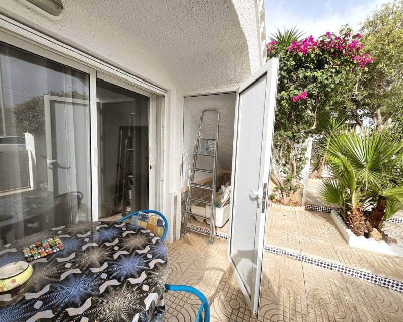 3 slaapkamer Halfvrijstaande villa te koop in Ciudad Quesada met zwembad - € 255.000 (Ref: 10035765)