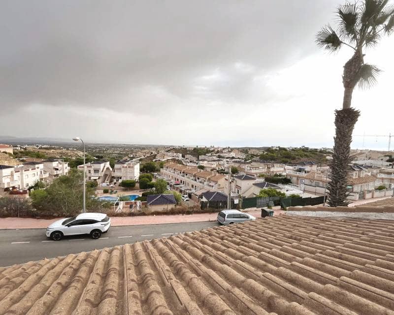 3 slaapkamer Halfvrijstaande villa te koop in Ciudad Quesada met zwembad - € 255.000 (Ref: 10035765)