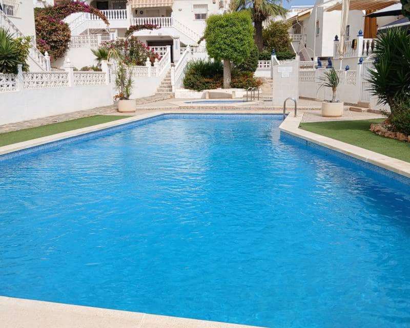 3 slaapkamer Halfvrijstaande villa te koop in Ciudad Quesada met zwembad - € 255.000 (Ref: 10035765)