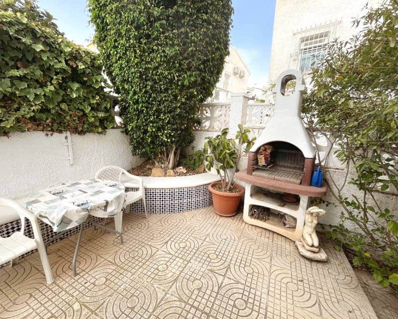 3 slaapkamer Halfvrijstaande villa te koop in Ciudad Quesada met zwembad - € 255.000 (Ref: 10035765)