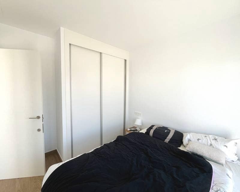 3 soverom Kjedet enebolig til salgs i Pueblo Bravo med svømmebasseng - € 409 500 (Ref: 10052042)