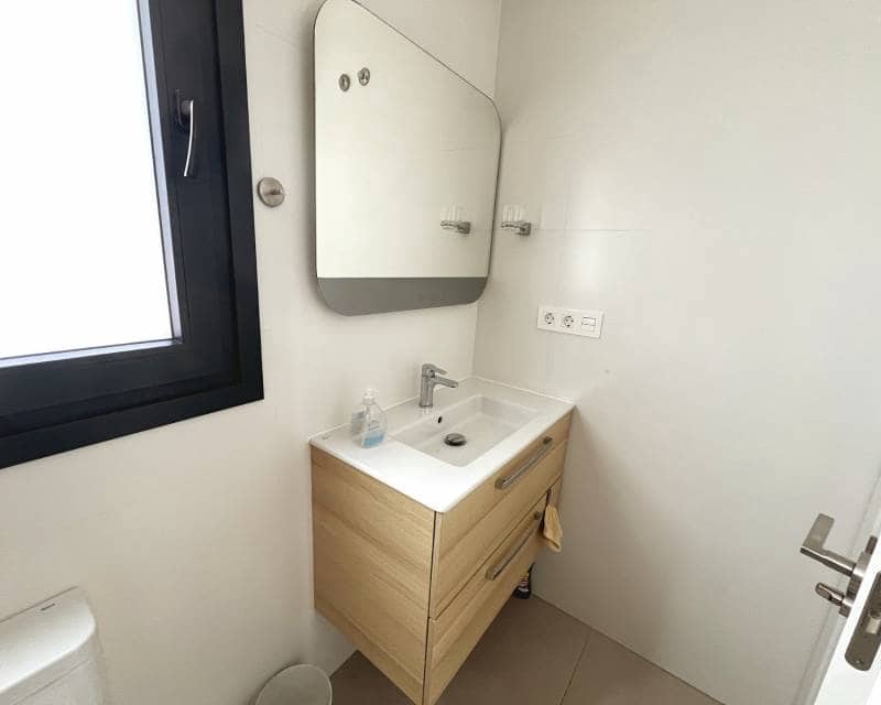 3 soverom Kjedet enebolig til salgs i Pueblo Bravo med svømmebasseng - € 409 500 (Ref: 10052042)