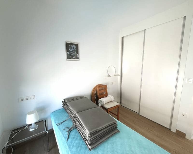 3 soverom Kjedet enebolig til salgs i Pueblo Bravo med svømmebasseng - € 409 500 (Ref: 10052042)