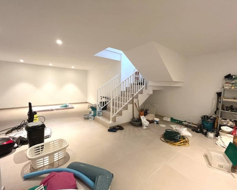 3 soverom Kjedet enebolig til salgs i Pueblo Bravo med svømmebasseng - € 409 500 (Ref: 10052042)