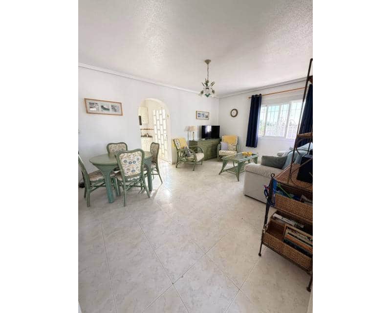 2 makuuhuone Bungalow myytävänä paikassa Ciudad Quesada mukana uima-altaan 
autotalli - 219 000 € (Ref: 10073117)