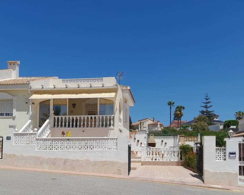 2 bedroom Bungalow for sale in Ciudad Quesada with pool garage - € 219,000 (Ref: 10073117)
