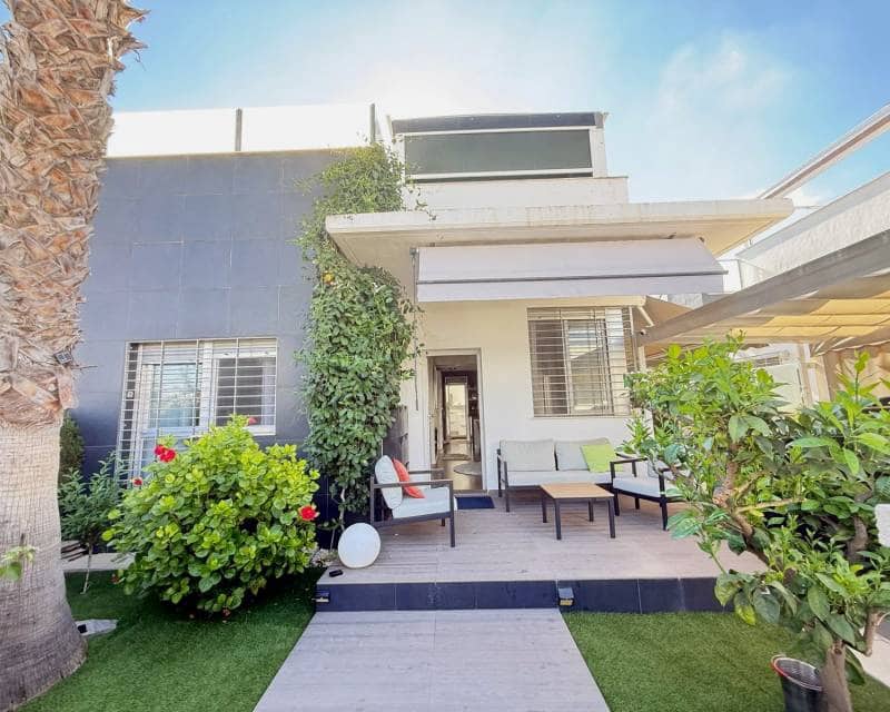 2 camera da letto Bungalow in vendita in Pueblo Bravo con piscina garage - 320.000 € (Rif: 10106373)