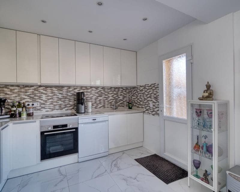 2 sovrum Radhus till salu i Benijofar med pool - 205 000 € (Ref: 10111917)
