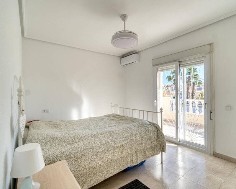 2 sovrum Radhus till salu i Benijofar med pool - 205 000 € (Ref: 10111917)