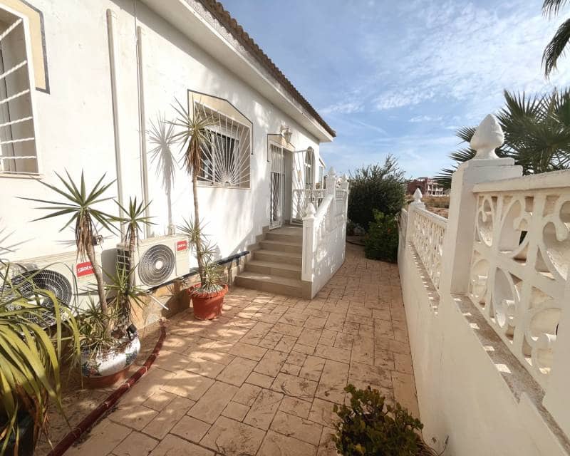 3 camera da letto Bungalow in vendita in Pueblo Bravo con piscina - 265.000 € (Rif: 10113462)