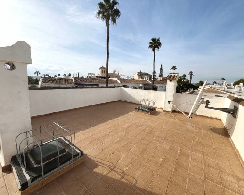 3 camera da letto Bungalow in vendita in Pueblo Bravo con piscina - 265.000 € (Rif: 10113462)