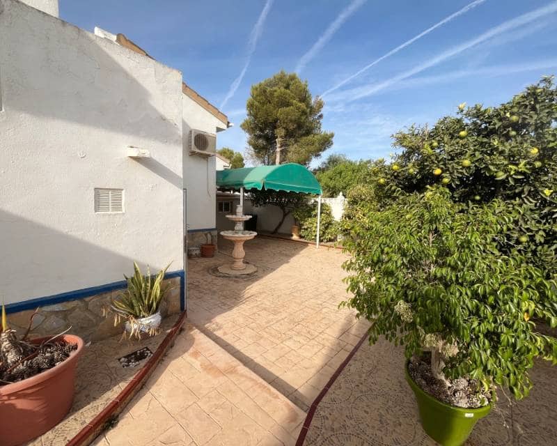 3 camera da letto Bungalow in vendita in Pueblo Bravo con piscina - 265.000 € (Rif: 10113462)