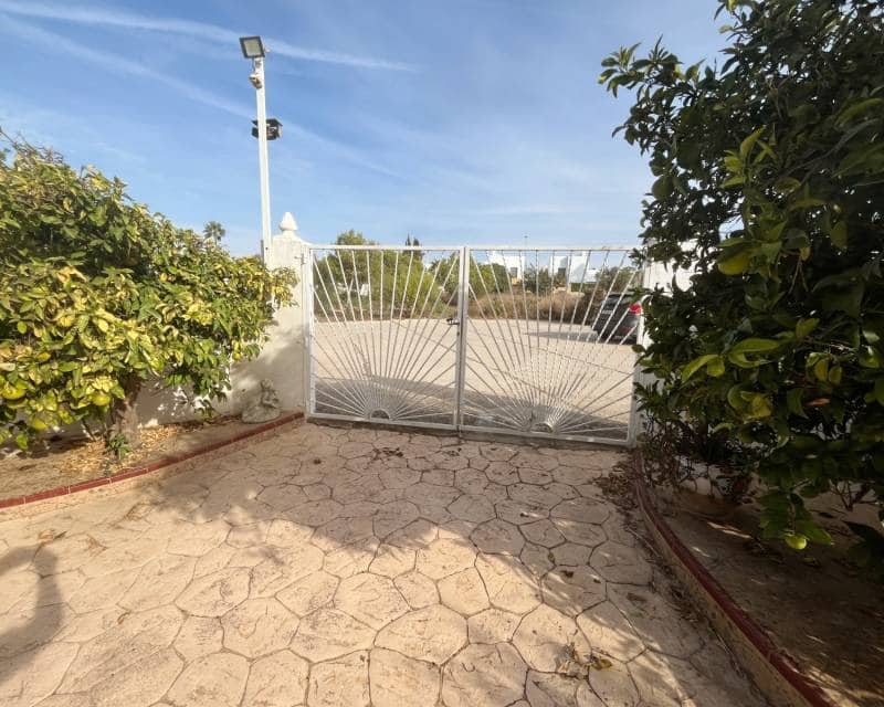 3 camera da letto Bungalow in vendita in Pueblo Bravo con piscina - 265.000 € (Rif: 10113462)