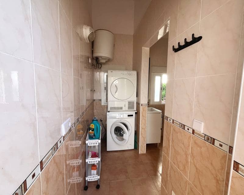 3 soveværelse Villa til salg i Daya Vieja med swimmingpool garage - € 650.000 (Ref: 10130702)