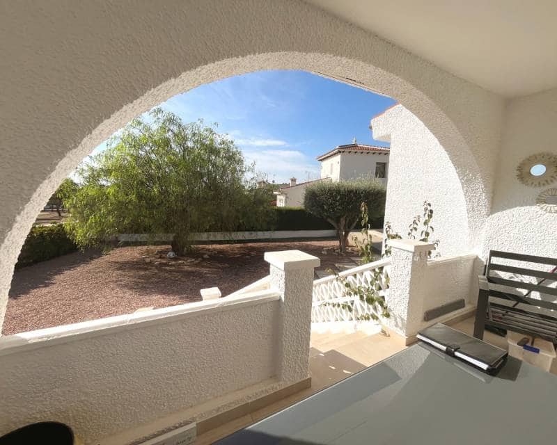 3 soverom Villa til salgs i Ciudad Quesada med svømmebasseng garasje - € 495 000 (Ref: 10153886)