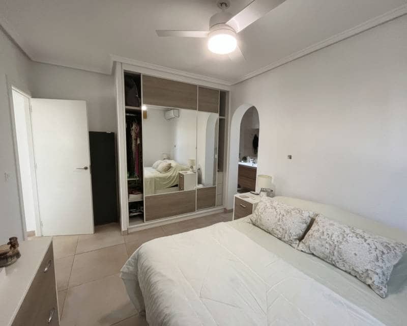 3 soverom Villa til salgs i Ciudad Quesada med svømmebasseng garasje - € 495 000 (Ref: 10153886)