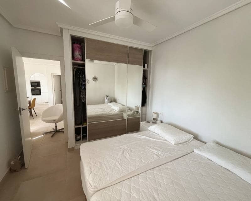 3 soverom Villa til salgs i Ciudad Quesada med svømmebasseng garasje - € 495 000 (Ref: 10153886)