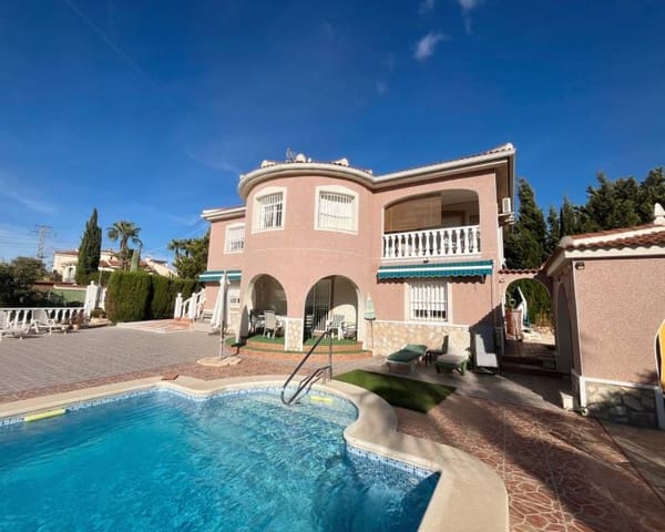 4 soverom Villa til salgs i Ciudad Quesada, Rojales med svømmebasseng garasje - € 549 995 (Ref: 10158406)
