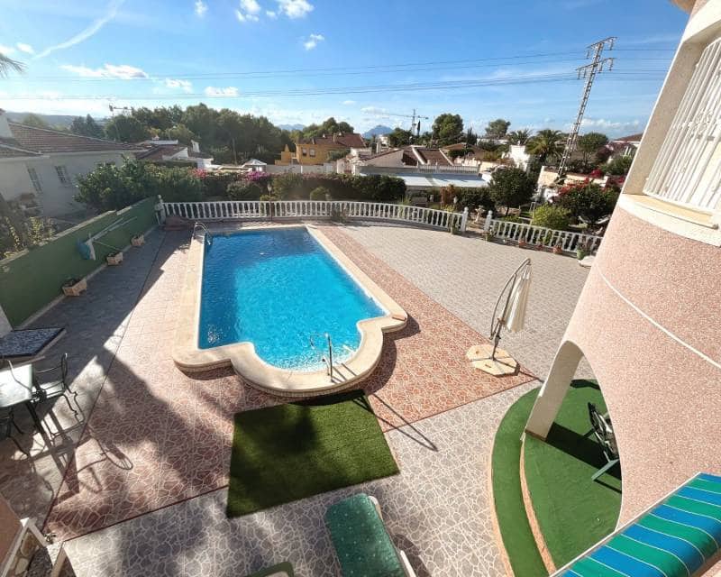 4 bedroom Villa for sale in Ciudad Quesada with pool garage - € 549,995 (Ref: 10158406)