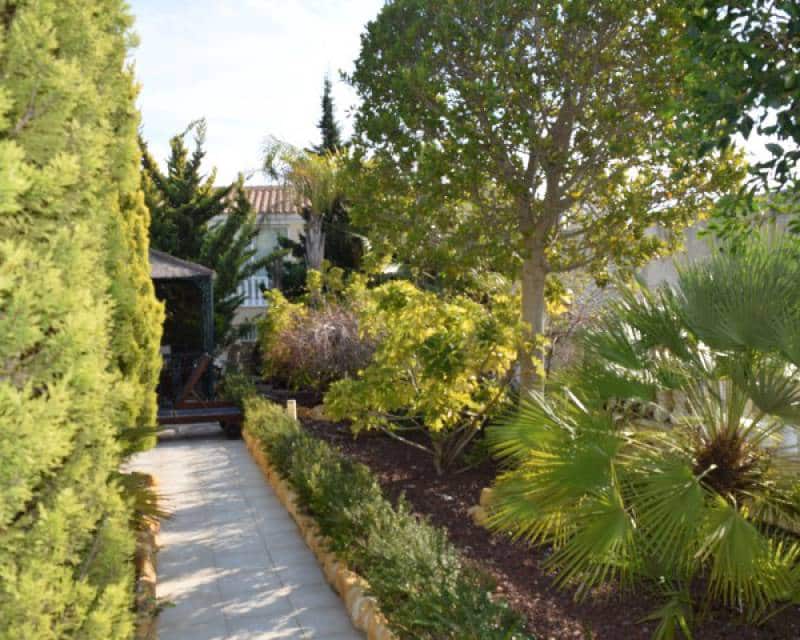 5 bedroom Villa for sale in Ciudad Quesada with pool garage - € 890,000 (Ref: 4338481)