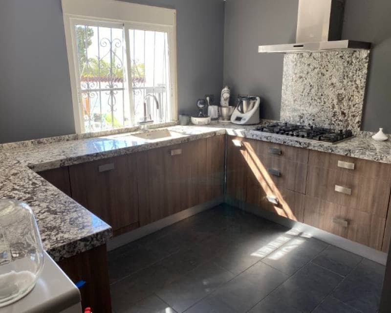 3 Zimmer Villa zu verkaufen in Ciudad Quesada mit Pool - 530.000 € (Ref: 5983517)