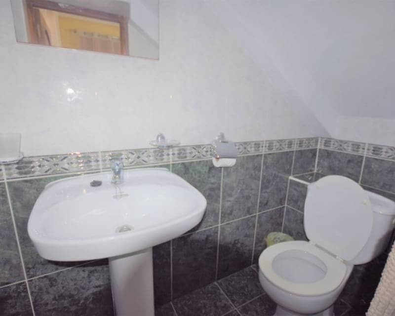 5 sypialnia Willa na sprzedaż w Pueblo Bravo z basenem garażem - 899 000 € (Ref: 7614653)