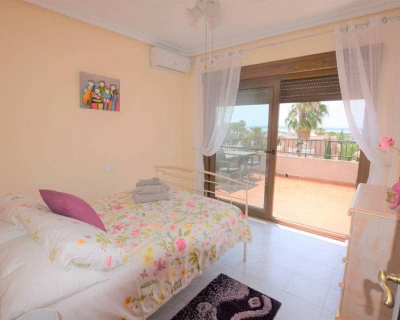 5 sypialnia Willa na sprzedaż w Pueblo Bravo z basenem garażem - 899 000 € (Ref: 7614653)