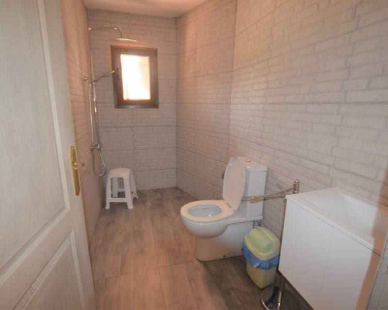 5 sypialnia Willa na sprzedaż w Pueblo Bravo z basenem garażem - 899 000 € (Ref: 7614653)