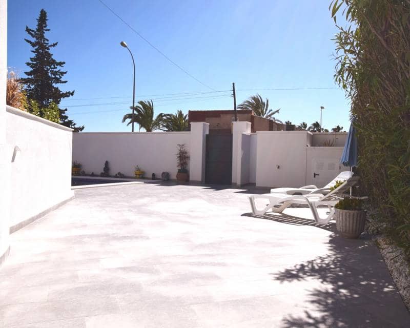 3 bedroom Villa for sale in Ciudad Quesada with pool - € 675,000 (Ref: 8138811)