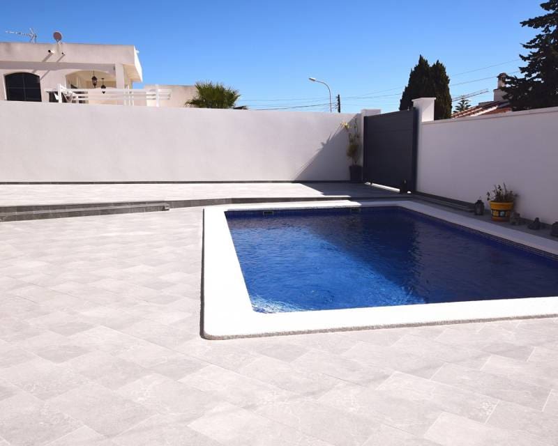3 bedroom Villa for sale in Ciudad Quesada with pool - € 675,000 (Ref: 8138811)