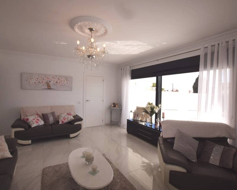 3 bedroom Villa for sale in Ciudad Quesada with pool - € 675,000 (Ref: 8138811)