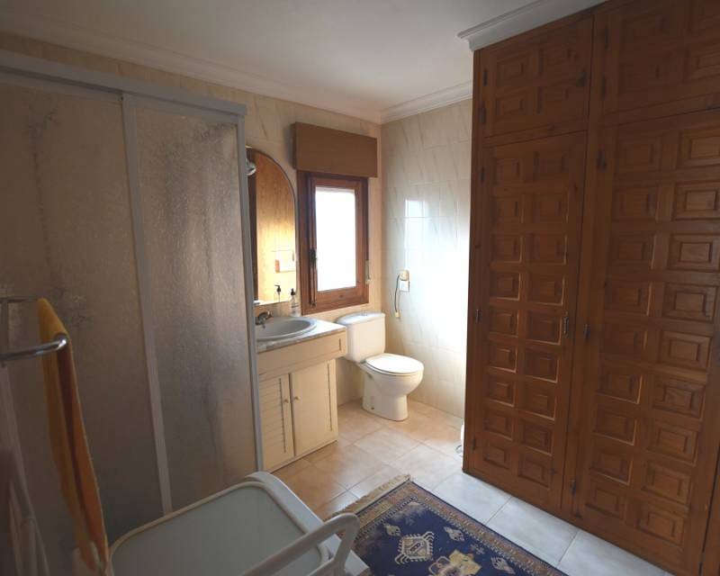 5 bedroom Villa for sale in Ciudad Quesada with pool - € 499,000 (Ref: 8669075)