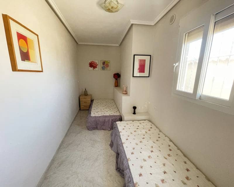 5 bedroom Villa for sale in Ciudad Quesada with pool - € 425,000 (Ref: 8913579)