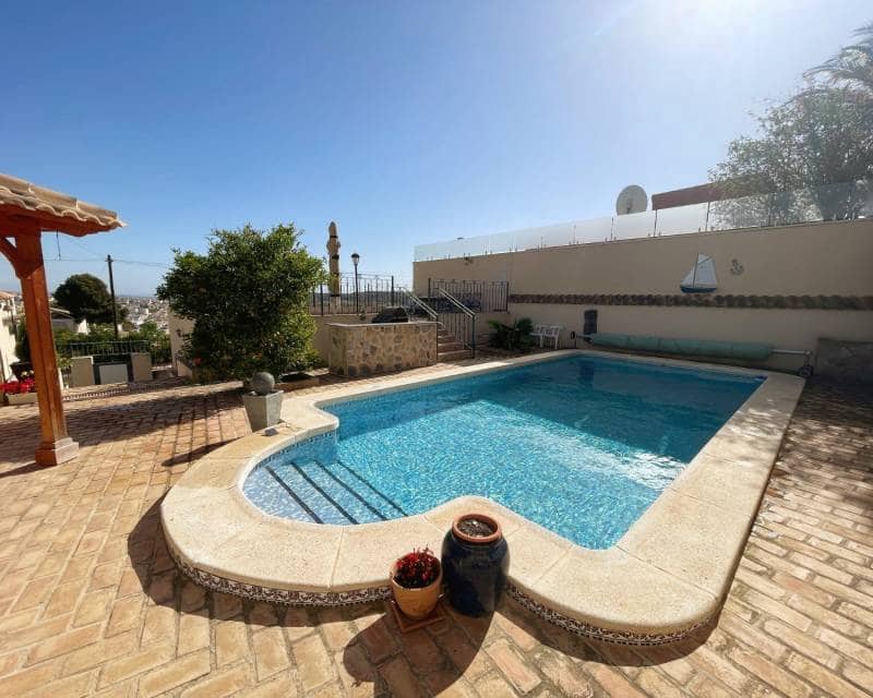 5 bedroom Villa for sale in Ciudad Quesada with pool - € 425,000 (Ref: 8913579)