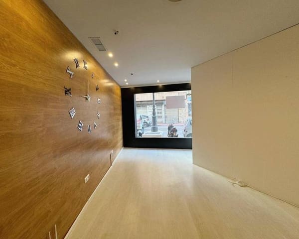 Commercial for sale in Zona Pueblo, Guardamar del Segura - € 220,000 (Ref: 9013294)