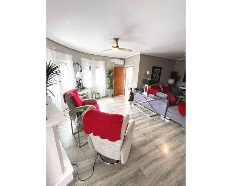 3 bedroom Villa for sale in Ciudad Quesada with pool - € 585,000 (Ref: 9061445)