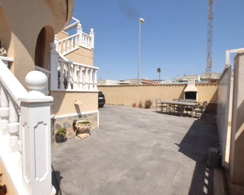 3 bedroom Villa for sale in Ciudad Quesada with pool - € 329,800 (Ref: 9159940)