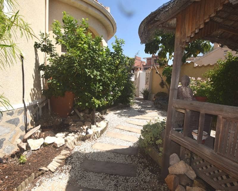 3 bedroom Villa for sale in Ciudad Quesada with pool - € 329,800 (Ref: 9159940)