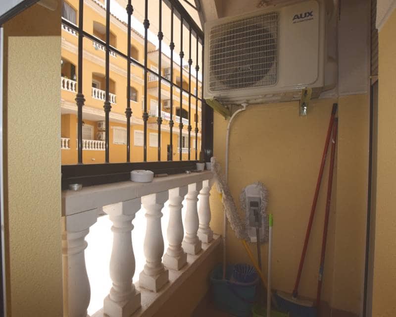 2 soverom Leilighet til salgs i Formentera del Segura med svømmebasseng - € 110 000 (Ref: 9168191)