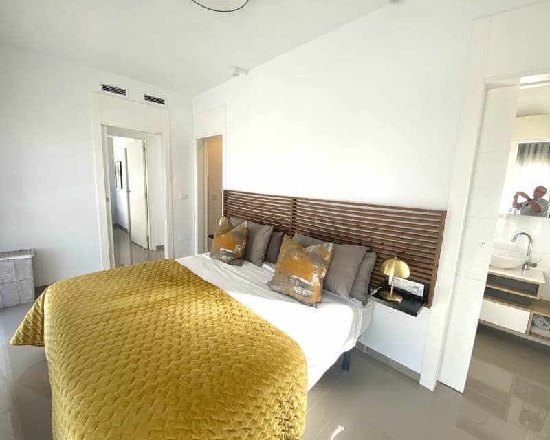 3 soveværelse Villa til salg i Dona Pepa med swimmingpool - € 525.000 (Ref: 9267762)