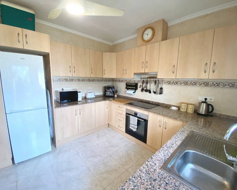 3 bedroom Villa for sale in Ciudad Quesada with pool - € 399,000 (Ref: 9274063)