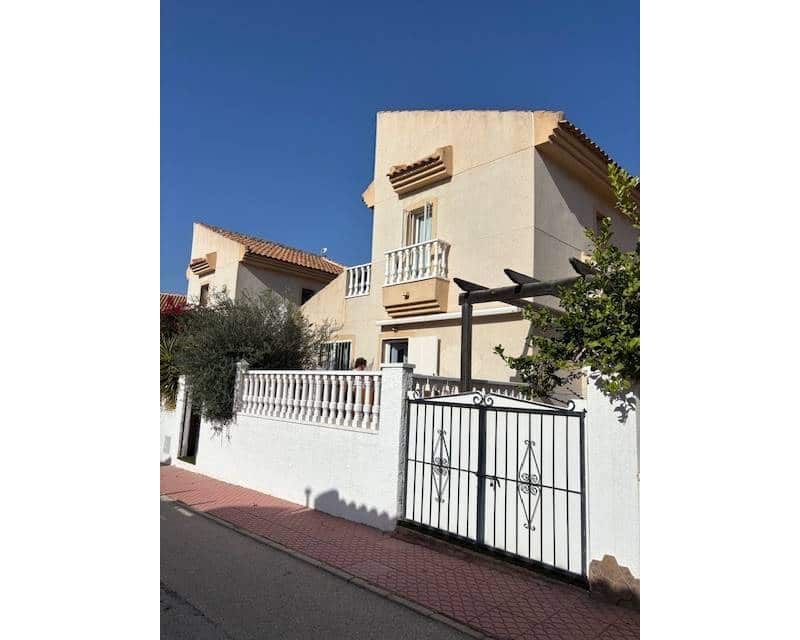 3 bedroom Villa for sale in Ciudad Quesada with pool - € 230,000 (Ref: 9329501)