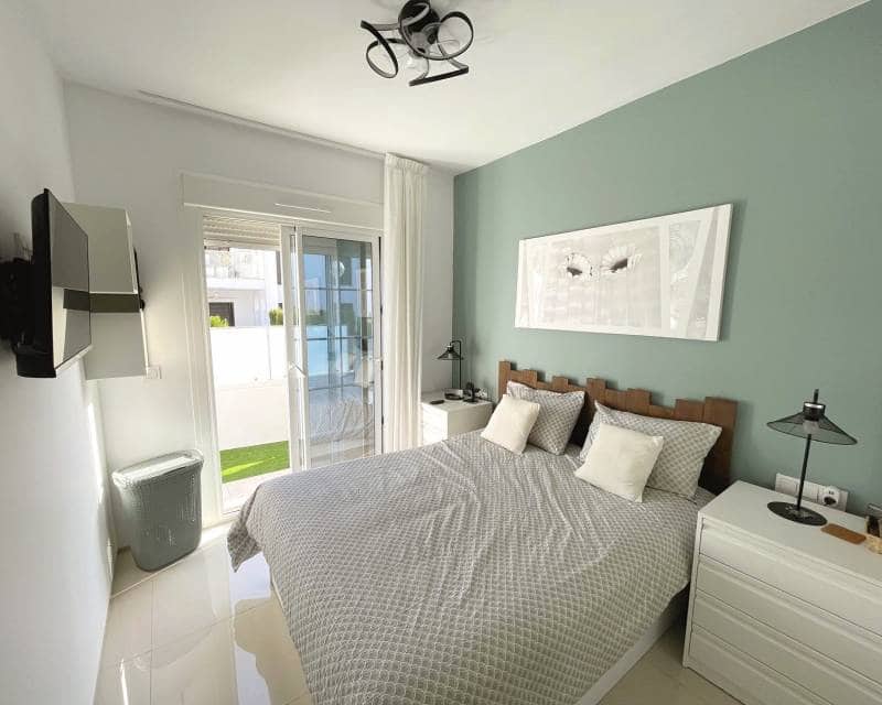 2 soveværelse Lejlighed til salg i Dona Pepa med swimmingpool - € 279.000 (Ref: 9348539)